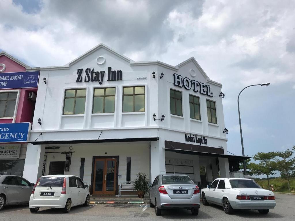Oyo 90506 Z Stay Inn Hotel Simpang Renggam Экстерьер фото